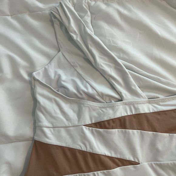 Boutique White One Shoulder Mesh Cut Out Swimsuit - Picture 5 of 9